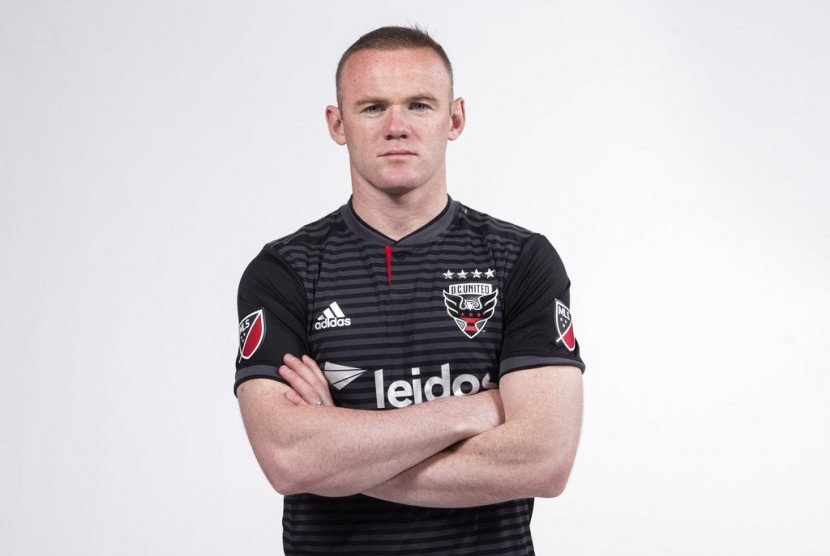 Wayne Rooney akan menjalani debut di tim Derby County.