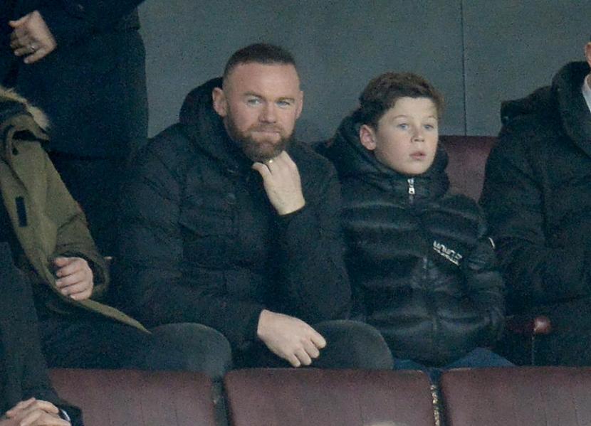 Wayne Rooney (kiri) masuk dalam salah satu kandidat pelatih Everton menggantikan posisi Frank Lampard.