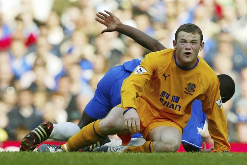 Wayne Rooney saat membela Everton di tahun 2004 (ilustrasi).