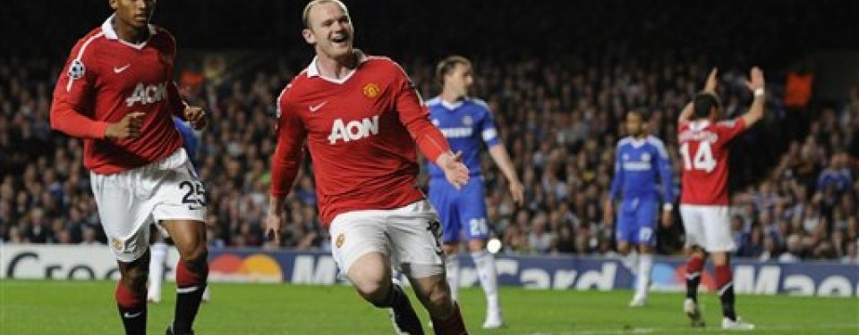 Wayne Rooney selebrasi usai cetak gol