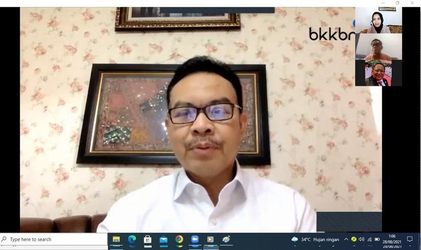 Webinar lansia Sehat Lansia Tangguh: Mencegah dan Menangani Demensia.