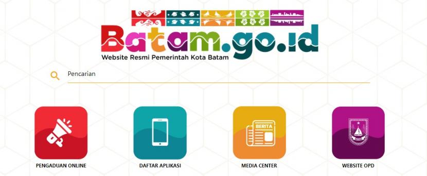 Website Pemkot Batam. Pemerintah Kota Batam Kepulauan Riau menyajikan hidangan lontong khas Lebaran untuk Pekerja Migran Indonesia (PMI) dari Malaysia, yang tengah menjalani karantina di Rusun Tanjunguncang.