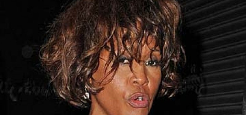 Whitney Houston dua hari sebelum meninggal