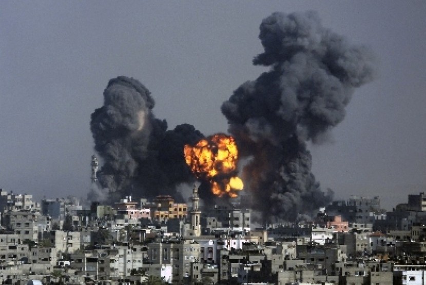 Wilayah Jalur Gaza dibombardir militer Israel.