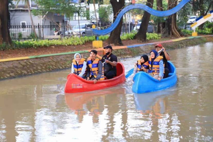 Wisata kano gratis di Kota Tangerang, Banten.
