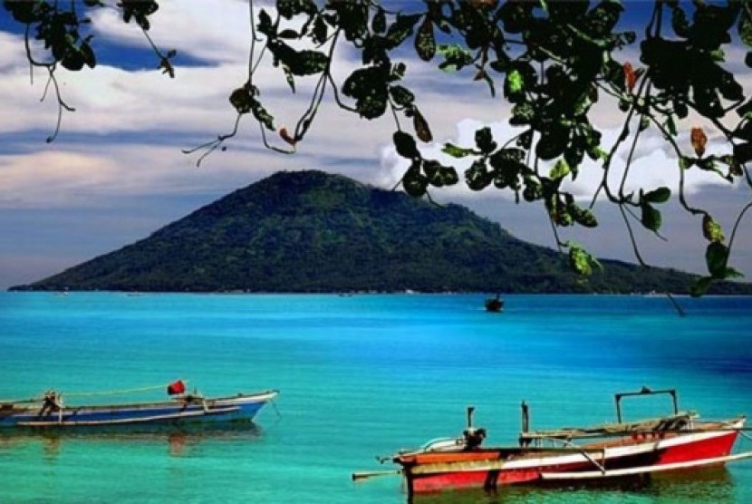 Tourism spot in Manado, North Sulawesi (illustration)
