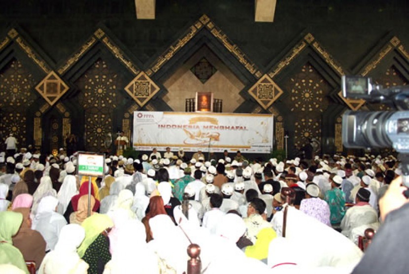 Wisuda Akbar Indonesia Daarul Quran