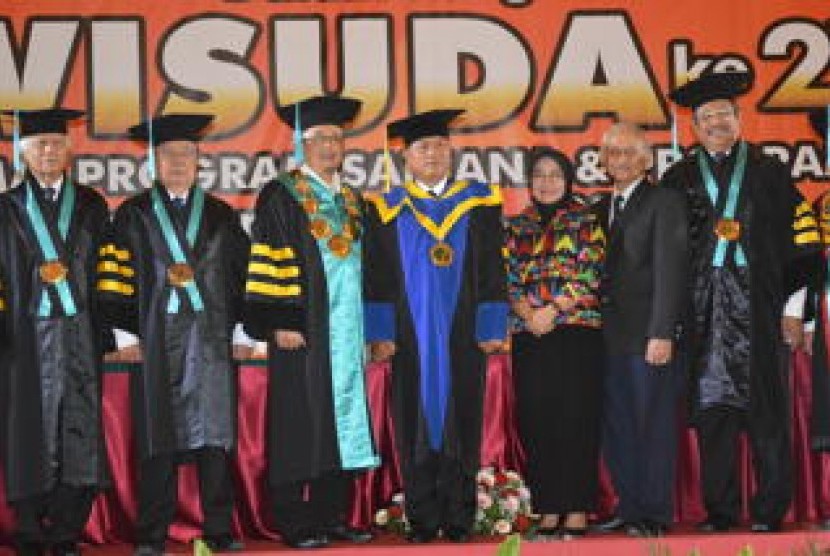 Wisuda ke-27 STIAMI, Sabtu (25/4)