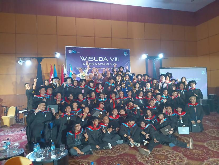 Wisuda ke-8 STiMB, sekaligus Dies Natalis ke-22 di Hotel Prime Park Jalan PHH Mustofa, Kota Bandung, Rabu petang (18/10/2023).