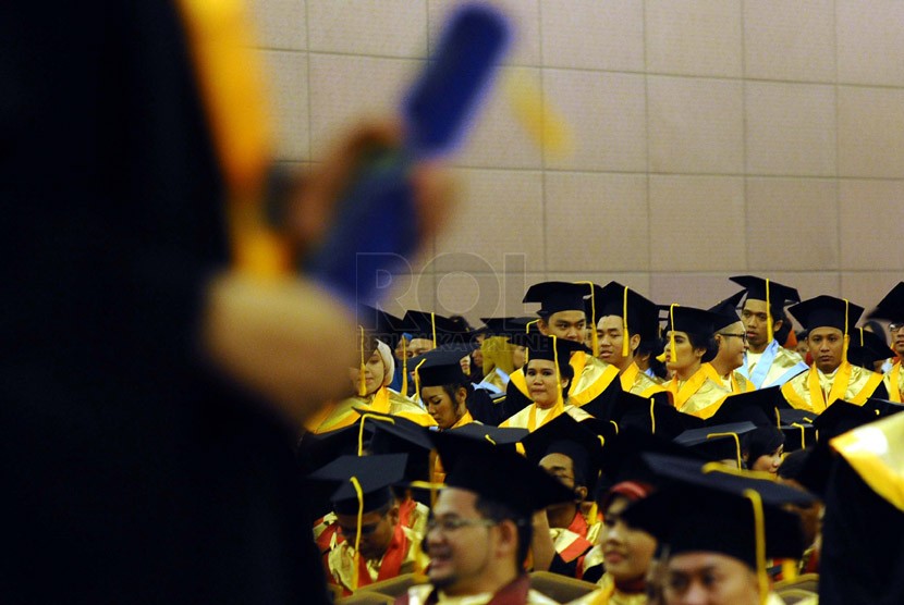  UNIS Tangerang Wisuda 1.248 Lulusan, 32 Di antaranya Narapidana. Foto: Wisuda lulusan Perguruan Tinggi.    (ilustrasi)