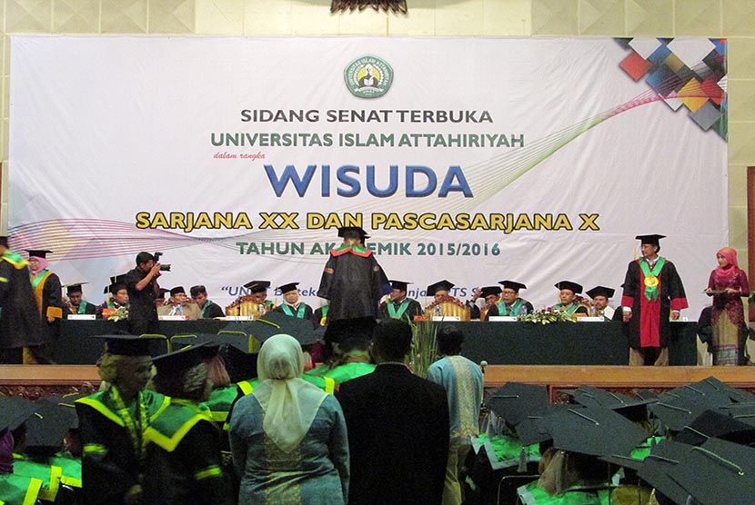  Wisuda Sarjana ke-20 sekaligus Pascasarjana ke-10 Universitas Islam Attahiriyah, Jakarta, Ahad (24/1). (foto: dok. UNIAT)