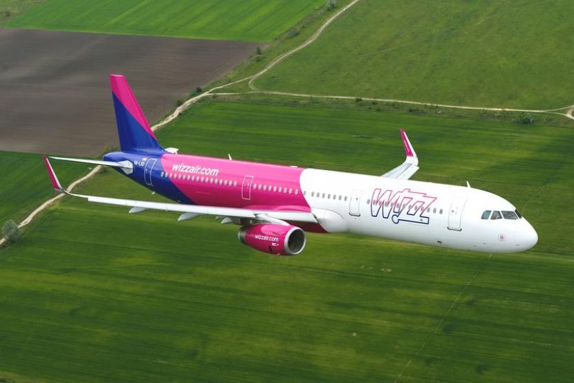 Wizz Air. Maskapai Wizz Air telah menangguhkan rencana untuk melanjutkan penerbangan dari ibu kota Rusia, Moskow, ke Abu Dhabi, Uni Emirat Arab (UEA)