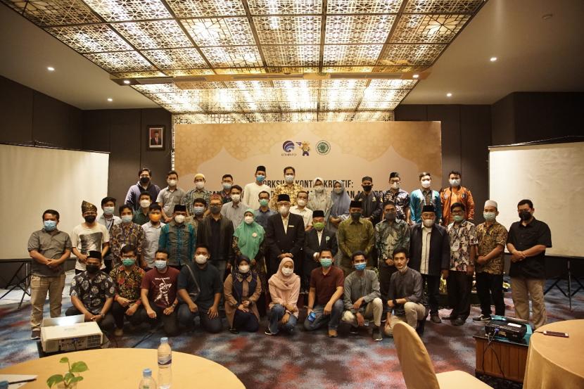 Workshop Konten Kreatif: Bangkit dari Covid-19 dengan Nalar dan Aksi Bersama Berlandaskan Nilai-nilai Islam dan Fatwa MUI, yang diselenggarakan di Medan, Senin (15/11).