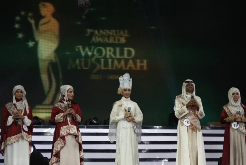 Part of activities of World Muslimah Award 2013 in Jakarta (file)