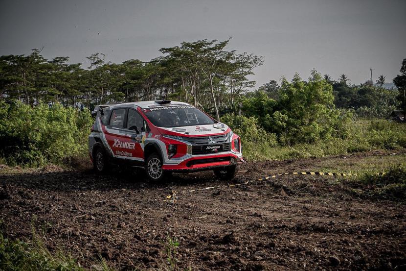 Xpander AP4 jadi mobil yang berhasil membawa Rifat Sungkar menjuarai  Fortuna Nusantara Tropical Sprint Rally 2021 di Sirkuit Badak, Tanjung Lesung, Banten. 