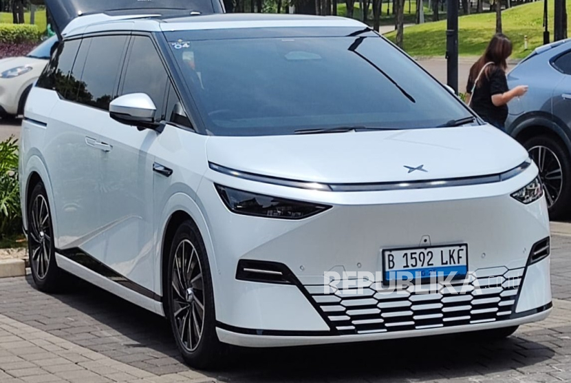 Test Drive Xpeng X9, Saat Kemewahan dan Teknologi Canggih Berpadu