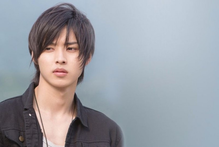 Yamazaki Kento.