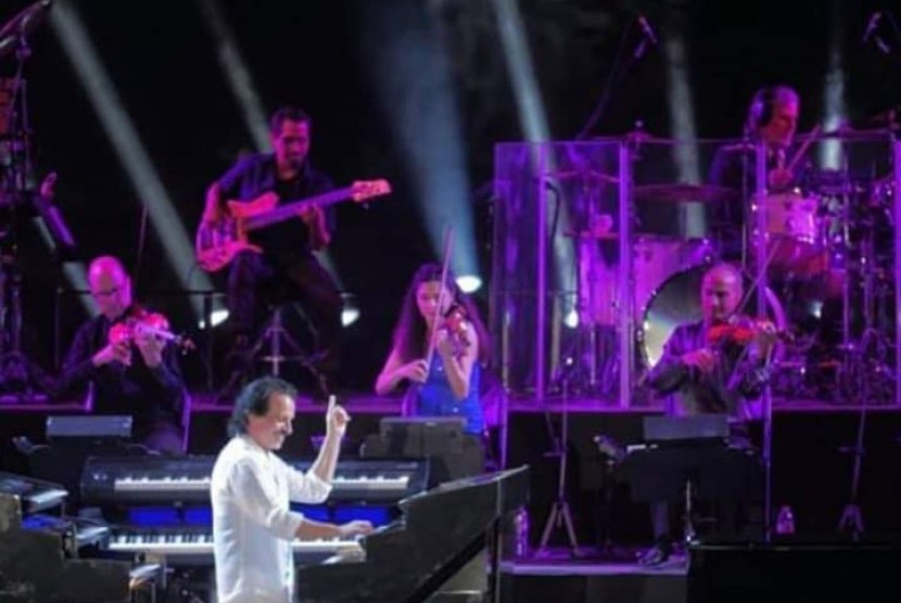 Yanni di Prambanan Jazz 2019