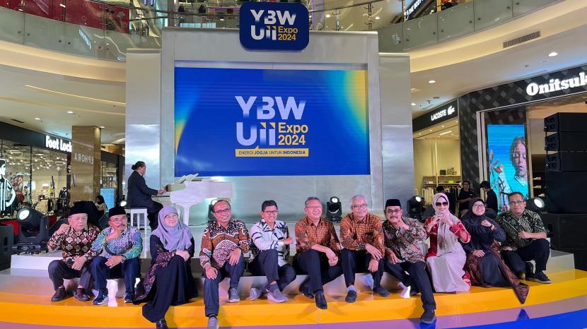 Yayasan Badan Wakaf Universitas Islam Indonesia (YBW UII) menggelar YBW UII EXPO 2024. Acara ini digelar sebagai ajang pertemuan keluarga besar Yayasan Badan Wakaf UII dengan masyarakat umum, sekaligus menjadi bagian dari rangkaian perayaan Milad YBW UII tahun 2024. Expo ini dijadwalkan berlangsung pada hari Kamis (26/9/2024) sampai Ahad (29/9/2024) di Grand Atrium Pakuwon Mall, Kabupaten Sleman, Daerah Istimewa Yogyakarta (DIY).