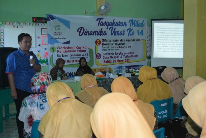 Yayasan Dinamika Umat menggelar workshop pendidikan dalam rangka HUT ke-14. 