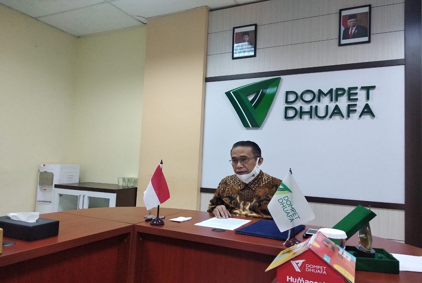 Yayasan Dompet Dhuafa Republika (DDR) resmi bekerja sama dengan Direktorat Jenderal Kependudukan dan Pencatatan Sipil (Dirjen Dukcapil) Kementerian Dalam Negeri Republik Indonesia, dalam meningkatkan fungsi proses verifikasi dan validasi identitas penerima manfaat zakat, infak, sedekah dan wakaf (Ziswaf)