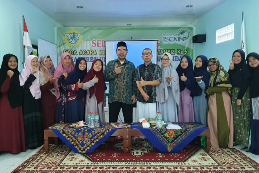 Yayasan Perguruan Birrul Waalidain Bogor menyelenggarakan acara yang bertajuk “Pelatihan Motivasi Suprarasional” dalam rangka menghadapi semester genap Tahun Ajaran 2019/2020, Selasa (17/12).