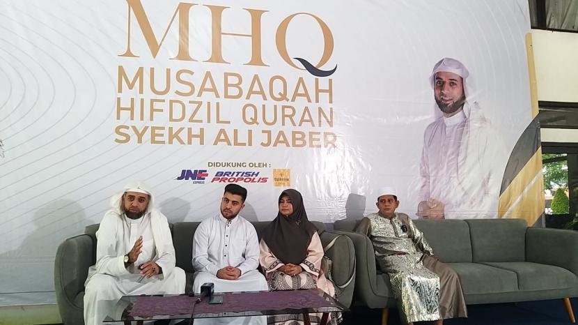 Yayasan Syekh Ali Jaber Gelar Musabaqah Wujudkan Sejuta Hafidz. Yayasan Syekh Ali Jaber menggelar acara Musabaqah Hifdzil Quran (lomba tahfidz) secara daring pada 27 Oktober-11 Desember 2021.