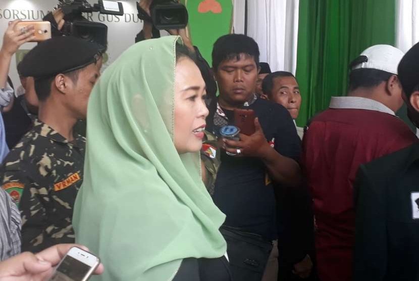 Yenny Wahid tiba di Rumah Pergerakan Politik Gus Dur, Kalibata, Jakarta, Rabu (26/9). 