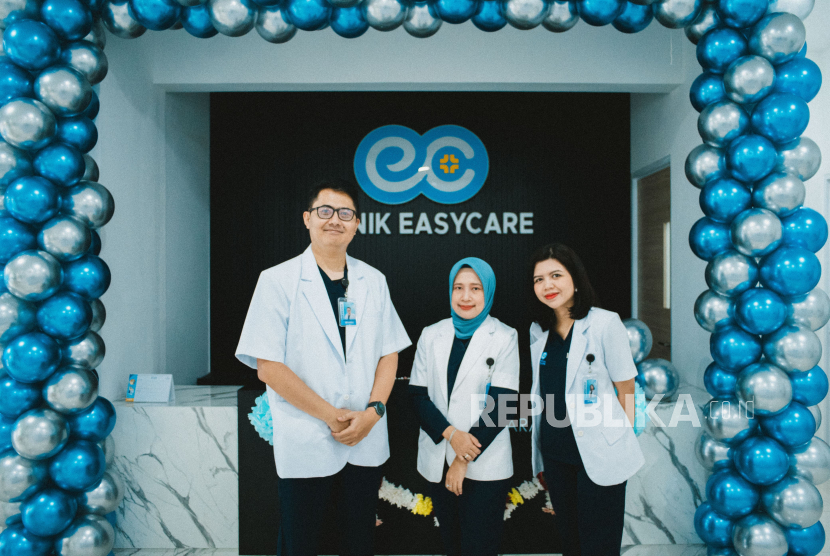 YKP bank bjb meresmikan Klinik Pratama Easycare untuk memperluas akses kesehatan masyarakat di Bandung, Kamis (26/2/2025).