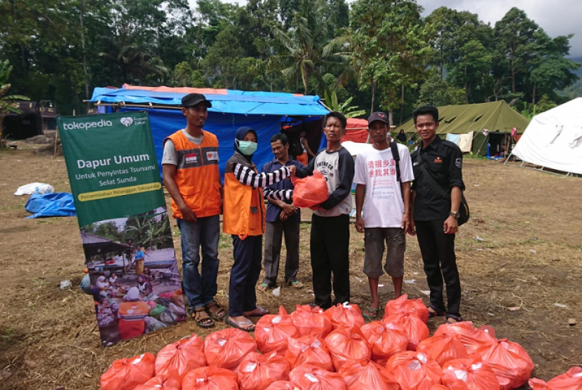 YMM Freeport gandeng Rumah Zakat beri bantuan untuk korban tsunami Selat Sunda.