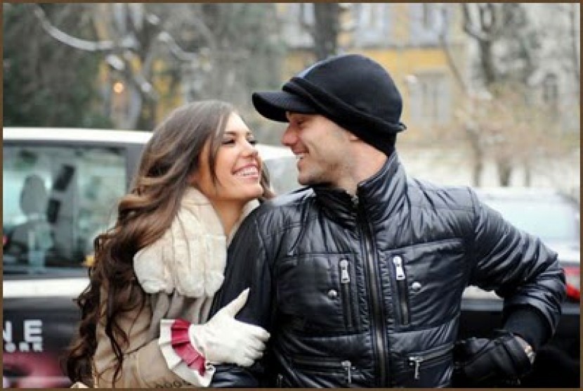 Yolanthe Cabau dan Wesley Sneijder