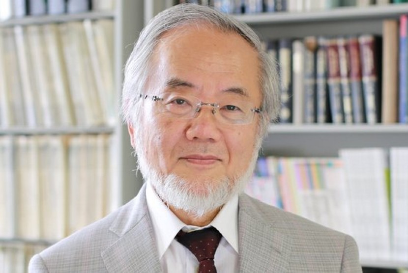 Yoshinori Ohsumi.