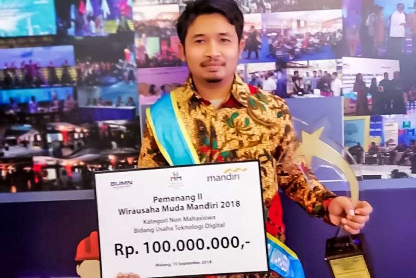 Yudhis Thiro Kabul Yunior, mahasiswa pascasarjana Universitas Amikom Yogyakarta, peraih juara dua Wirausaha Muda Mandiri 2018.