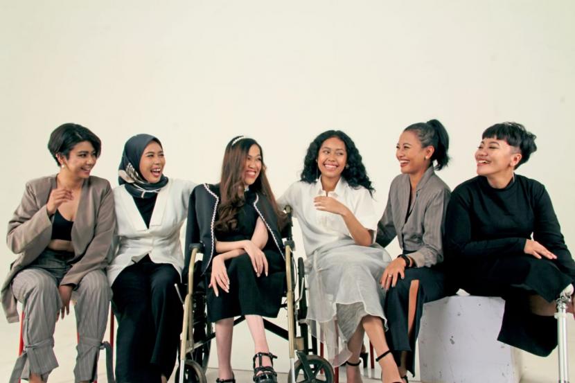 Yuna & Co dan gerakan nonprofit Lipstick untuk Difabel (LUD) menggagas kolaborasi agar perempuan difabel Indonesia lebih percaya diri. 