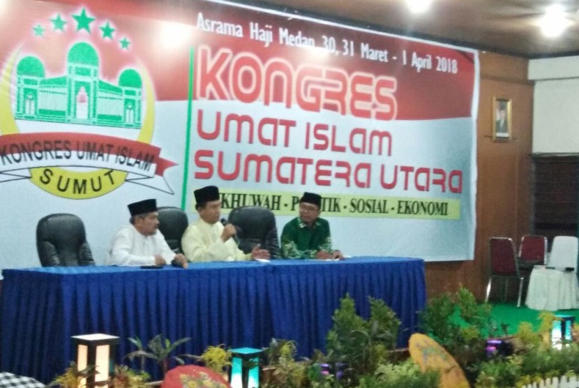 Yusrol Ihza Mahendra berpidato di depan peserta Konggres Umat Islam (KUI) Sumatra Utara, (Jumat 30/3).
