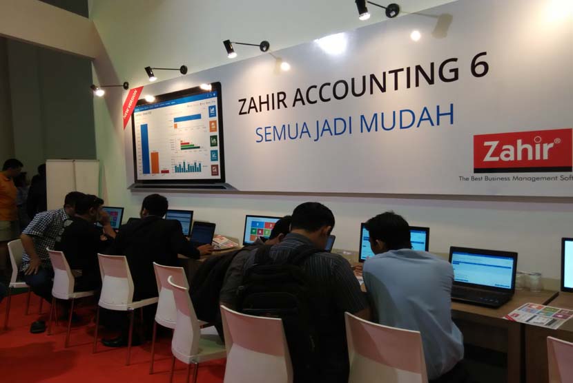 Zahir siap membantu para akuntan menghadapi para pesaing dari sesama negara anggota ASEAN pada era MEA.