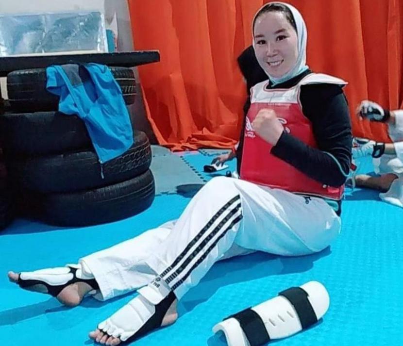 Zakia Khudadadi, atlet perempuan Afghanistan (ilustrasi). Komite Olimpiade Internasional ancam Afghanistan jika tidak libatkan pemain perempuan