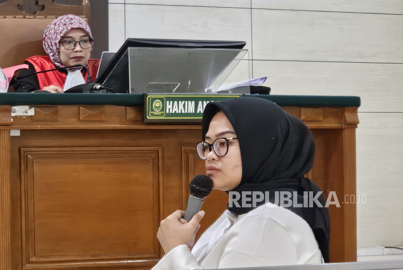 Buku Harian Aulia Risma Dibacakan Jaksa, 'Satu Semester Aku Berjuang di Sini, Terlalu Berat Untukku'
