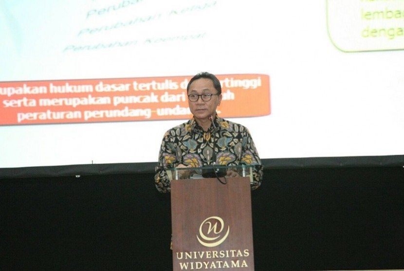 Zulkifli Hasan