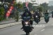 Pemudik sepeda motor melintasi Jalan Raya Pantura, Cirebon, Jawa Barat, Sabtu (1/6).