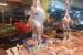 Pedagang daging ayam dan telur. Pemerintah Provinsi Sumatra Selatan mengimbau pedagang daging ayam potong di pasar tradisional daerah setempat tidak asal memberi harga kepada masyarakat. Utamanya, menjelang bulan suci Ramadhan 1444 Hijriyah. (ilustrasi)