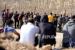 Tentara Israel memantau jalan untuk mencegah orang Palestina masuk melalui pagar keamanan Israel ke daerah Israel dekat kota Hebron, Tepi Barat, 23 Mei 2021. Pekerja Palestina memasuki Israel meskipun larangan masuk diberlakukan di tengah kekhawatiran atas penyebaran kekerasan di wilayah tersebut.