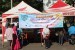 Program Ramadhan Berbagi, SMA N 1 Batusangkar lakukan Bazar Minyak Goreng Murah dan Takjil Gratis di Sekitar Lapangan Cindua Mato Kota Batusangkar, Ahad (26/5).