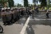 Anggota Polres saat latihan antisipasi kerusuhan.