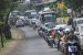 Arus Balik: Kemacetan cukup parah terjadi saat arus balik di Jl Rajapolah, Kabupaten Tasikmalaya, Ahad (11/8). Selain akibat tingginya volume kendaraan kemacetan juga terjadi karena ulah para pengendara yang kurang sabar. 