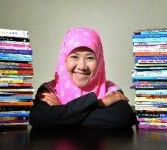 Asma Nadia, penulis Novel 