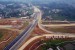 Foto udara proyek pembangunan proyek jalan tol Bogor, Ciawi dan Sukabumi (Bocimi) seksi I ruas Ciawi-Cigombong di Ciawi, Kabupaten Bogor, Jawa Barat,Rabu (30/5). 