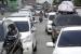 Kendaraan pemudik yang menuju Brebes melintasi ruas jalur tengah Ajibarang, Banyumas, Jawa Tengah. Kapolda Irjen Ahmad Luthfi sebut beban jalur arus mudik tahun ini ada di Jawa Tengah.