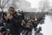 Muslim Rusia shalat berjamaah di udara dingin