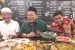 Paguyuban Demak Bintoro Nusantara membahas program-program kerja saat buka puasa bersama belum lama ini.